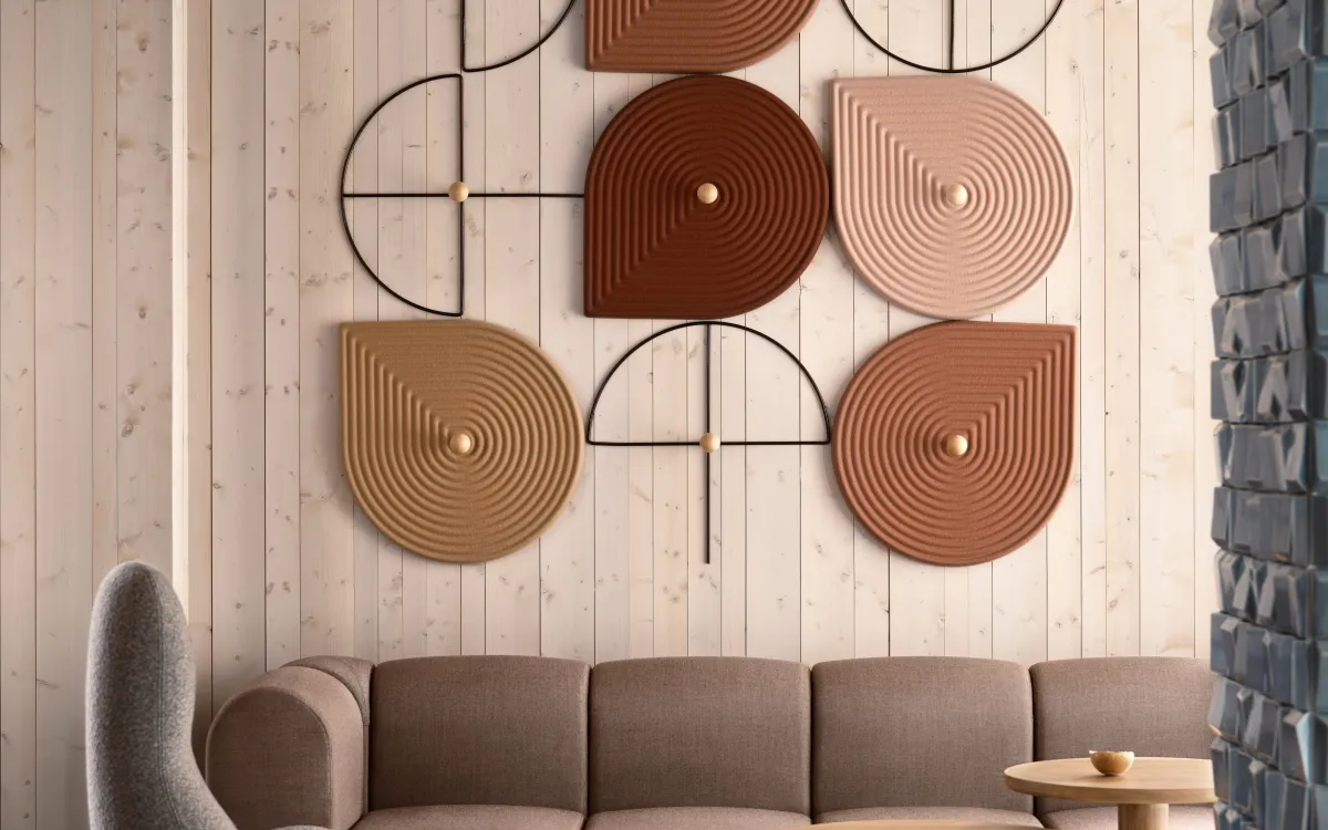 Blå Station DecoFunc acoustic wall with steel frames and form felt absorbers.