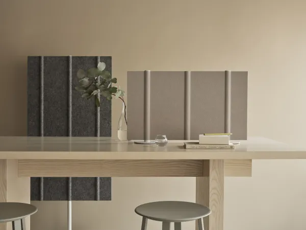 BAUX-Acoustic_Felt-Desk_Divider-Dark_Grey