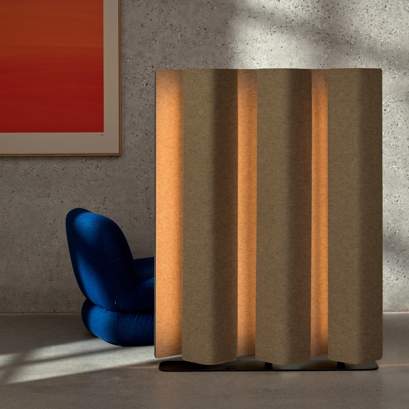 Vika Floor Screen with Lighting