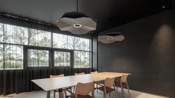 elpro-headquarter-graz-austria-office-lighting-acoustic-xilence-xal-23