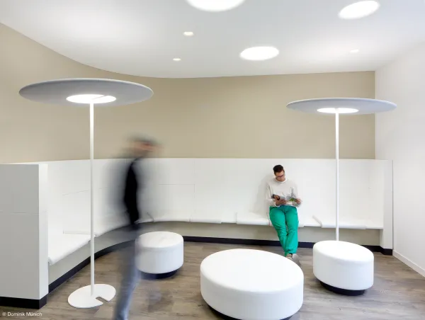 praxis-dr-sander-munich-public-lighting-xal