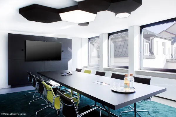 consulting-combine-munich-office-lighting-xal